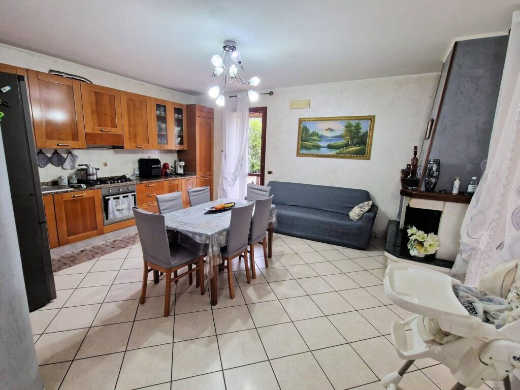 1192-Porzione terratetto di villa bifamiliare-Gavorrano-11 Agenzia Immobiliare ASIP