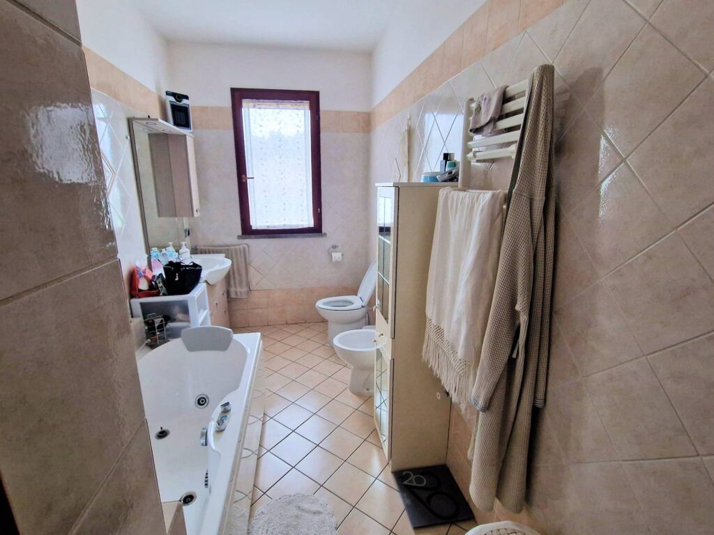 1192-Porzione terratetto di villa bifamiliare-Gavorrano-20 Agenzia Immobiliare ASIP