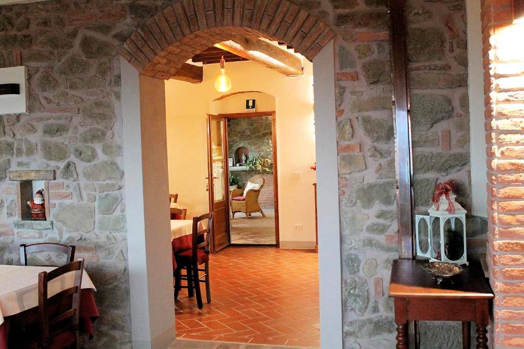 1411-Agriturismo in antico podere in stile Toscano con vista panoramica mozzafiato-Monsummano Terme-12 Agenzia Immobiliare ASIP
