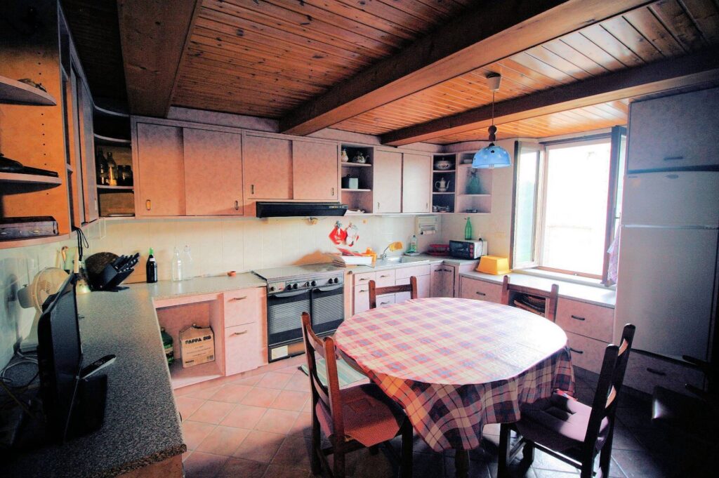 1418-Complesso immobiliare in stile rustico Toscano in posizione panoramica-Roccastrada-16 Agenzia Immobiliare ASIP