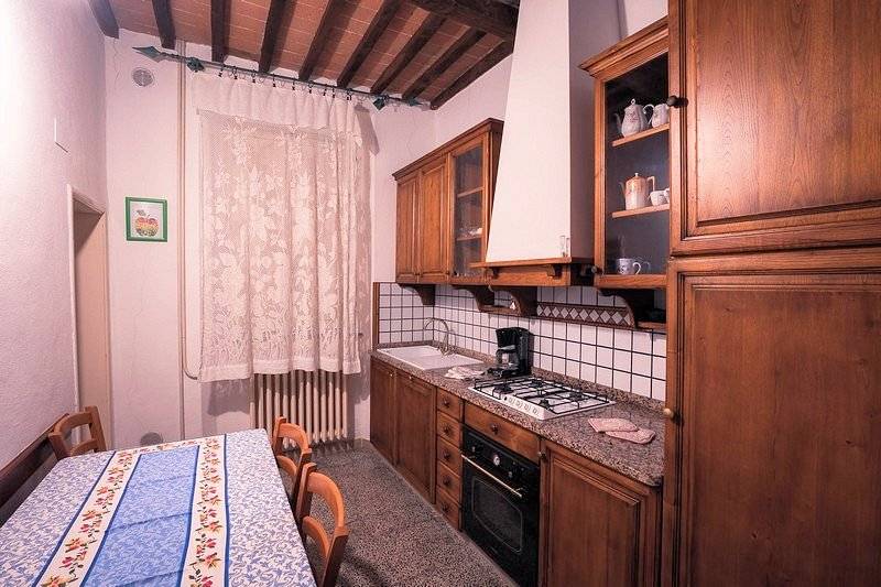 1421-Bella villetta libera su quattro lati con giardino in posizione centrale-Roccastrada-5 Agenzia Immobiliare ASIP