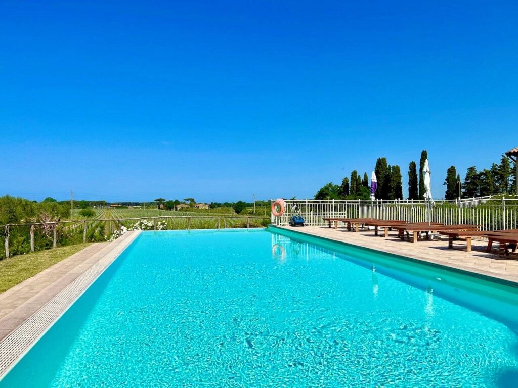 1423-Prestigioso complesso immobiliare vicino al mare-Castagneto Carducci-3 Agenzia Immobiliare ASIP