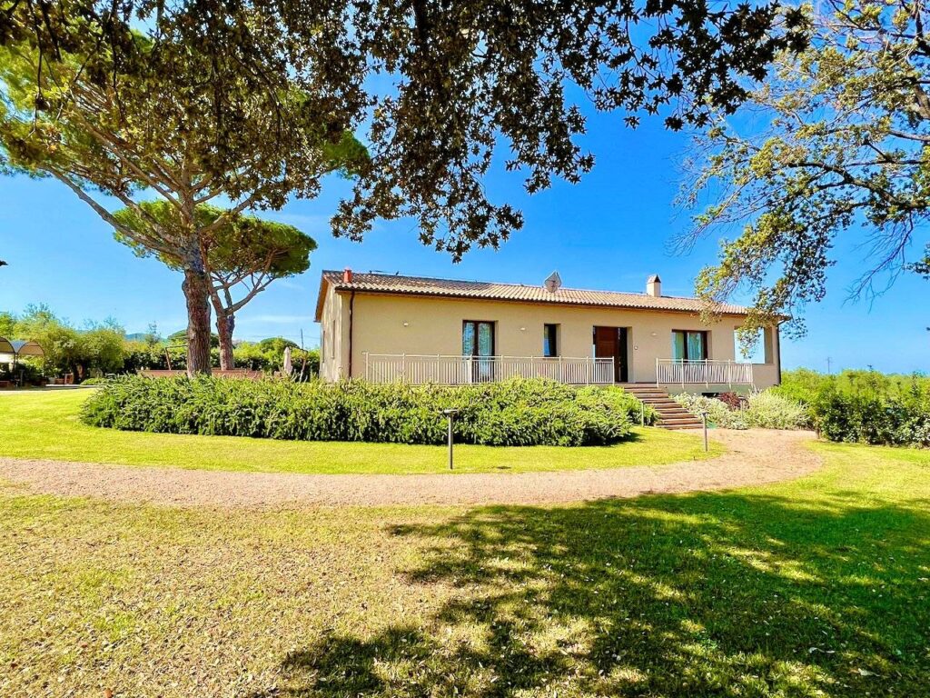 1423-Prestigioso complesso immobiliare vicino al mare-Castagneto Carducci-8 Agenzia Immobiliare ASIP