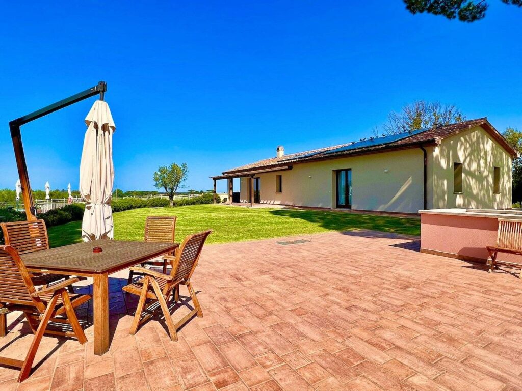 1423-Prestigioso complesso immobiliare vicino al mare-Castagneto Carducci-10 Agenzia Immobiliare ASIP