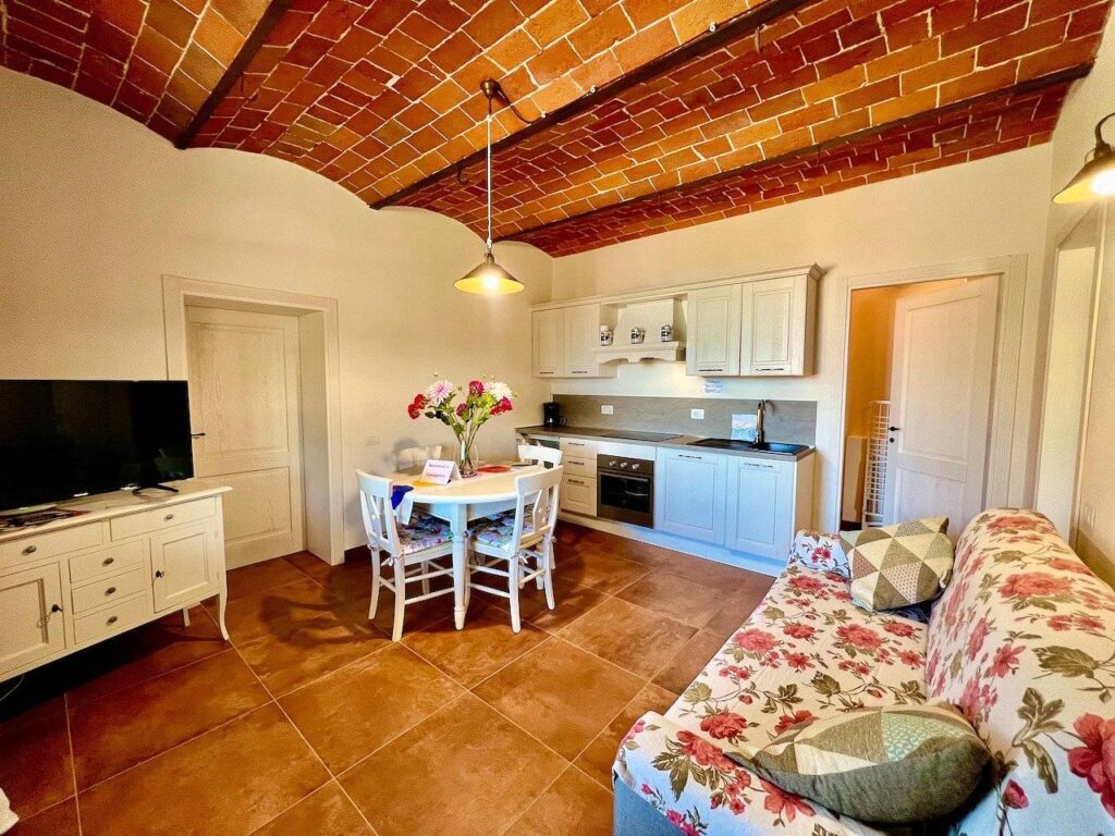 1423-Prestigioso complesso immobiliare vicino al mare-Castagneto Carducci-15 Agenzia Immobiliare ASIP