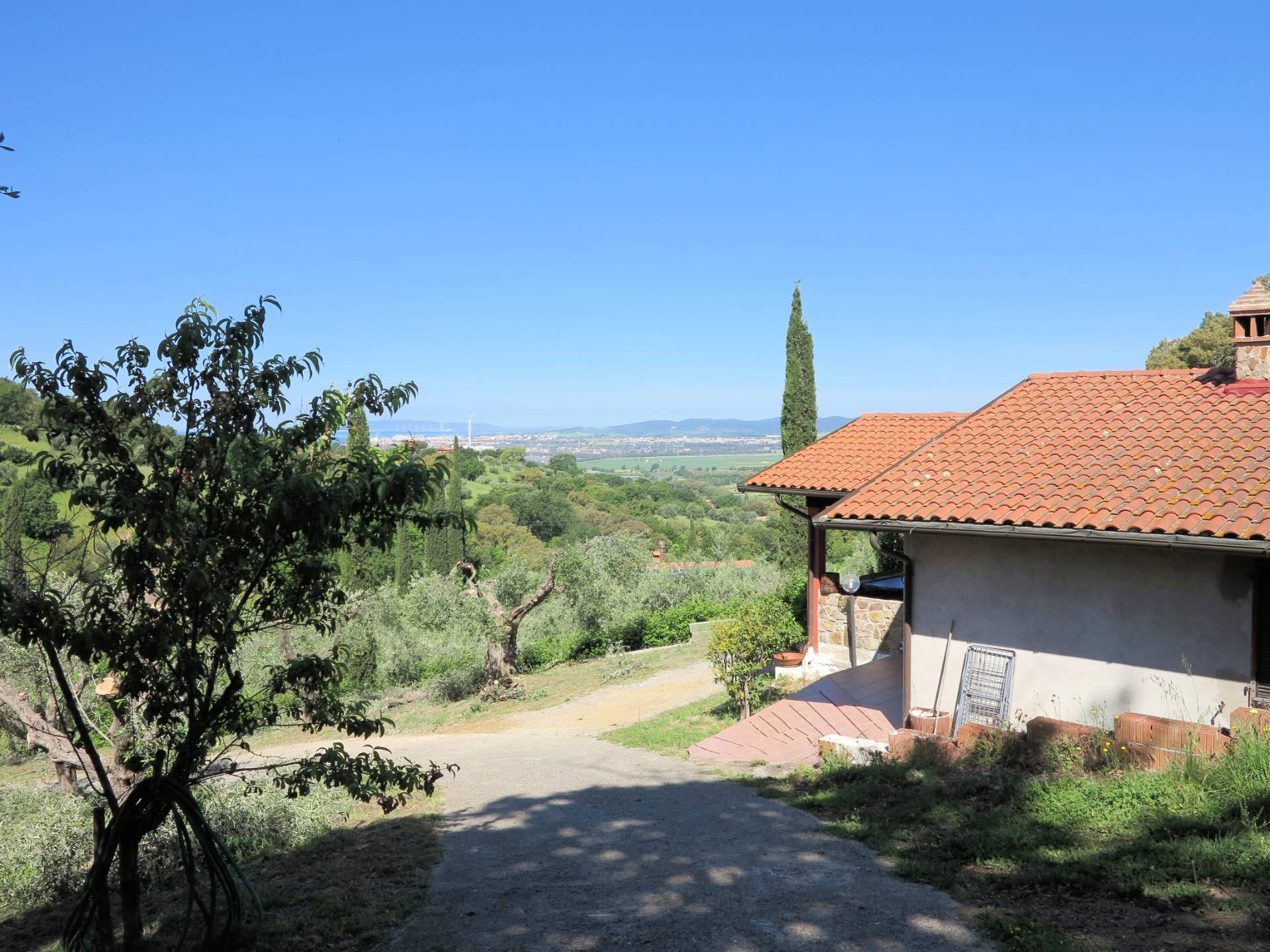 1426-Annesso agricolo con vista panoramica-Scarlino-1 Agenzia Immobiliare ASIP