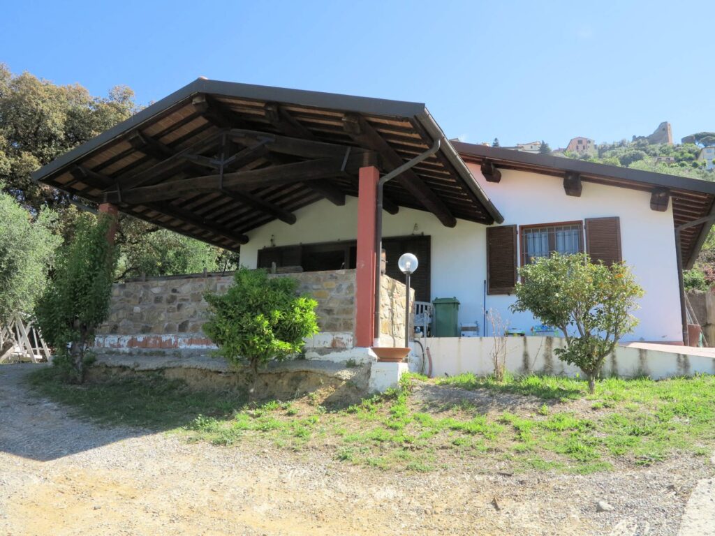 1426-Annesso agricolo con vista panoramica-Scarlino-3 Agenzia Immobiliare ASIP