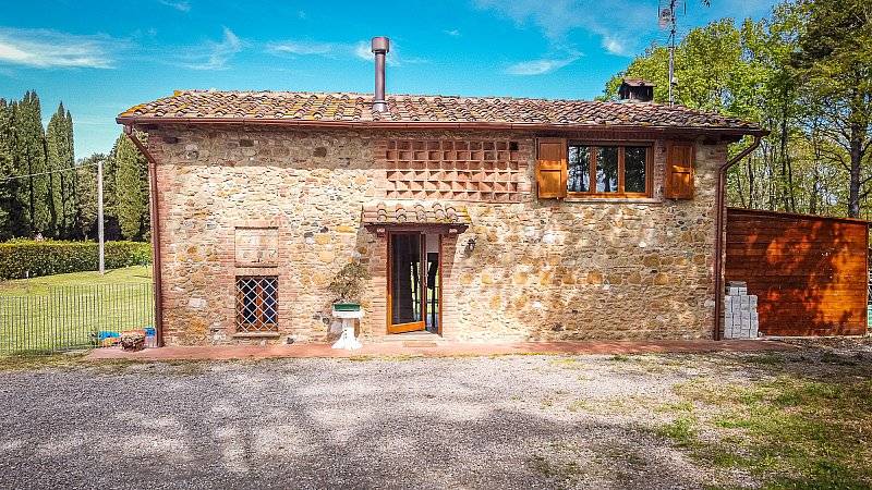 1427-Bel casale ristrutturato con ampio terreno pianeggiante-Montaione-10 Agenzia Immobiliare ASIP