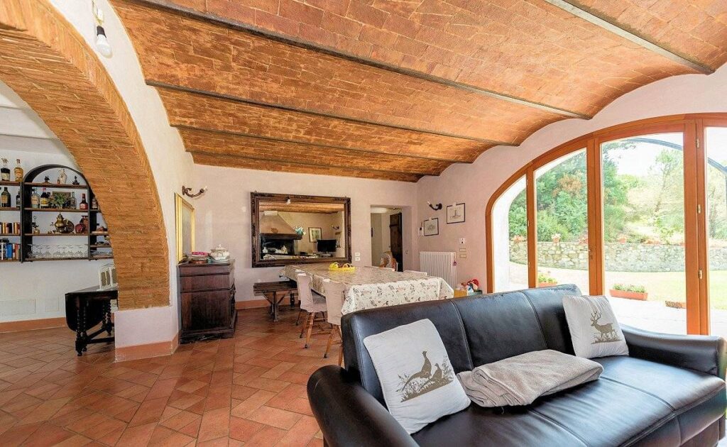 626-Azienda agricola con villa e piscina-Lajatico-10 Agenzia Immobiliare ASIP