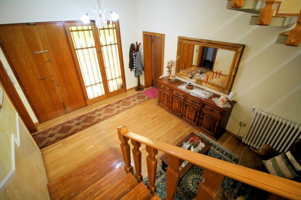 1433-Villa unifamiliare di ampia superficie con giardino-Civitella Paganico-11 Agenzia Immobiliare ASIP