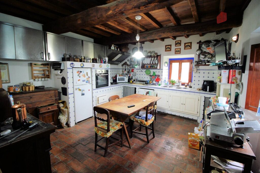 1436-Complesso immobiliare panoramico con ampio terreno-Barberino di Mugello-11 Agenzia Immobiliare ASIP