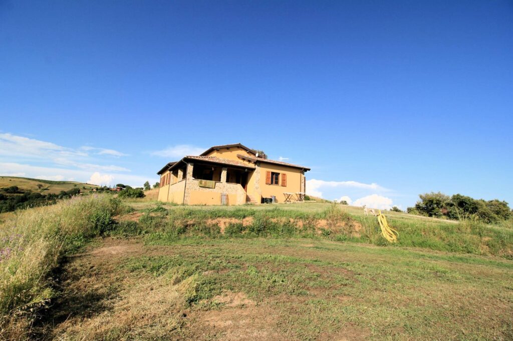 1443-Azienda agricola con vigneti in posizione panoramica-Magliano in Toscana-2 Agenzia Immobiliare ASIP