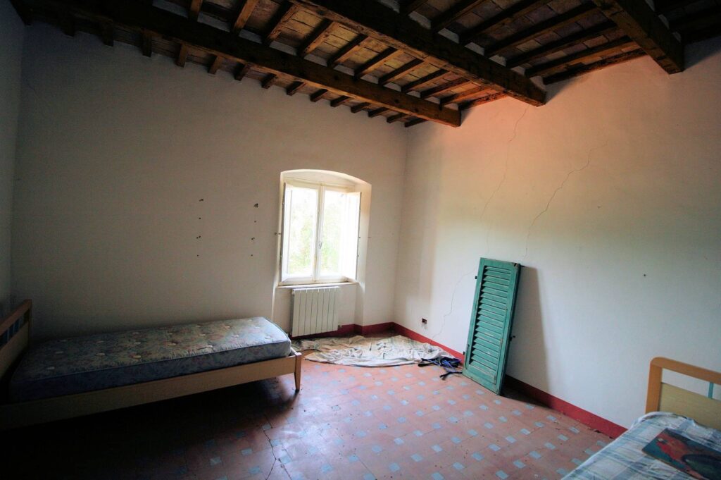 1446-Complesso immobiliare di ampia superficie da ristrutturare-Santa Luce-14 Agenzia Immobiliare ASIP