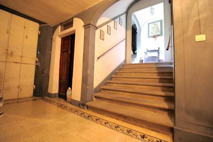 1452-Palazzo nobile del 1700 con giardino-Pescia-2 Agenzia Immobiliare ASIP