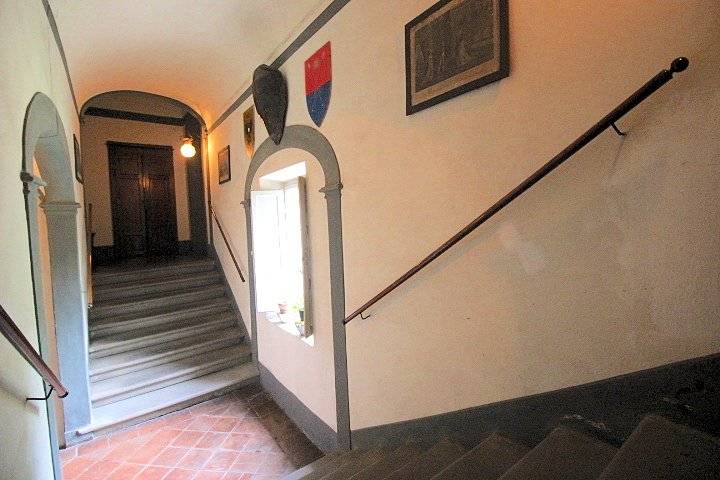 1452-Palazzo nobile del 1700 con giardino-Pescia-3 Agenzia Immobiliare ASIP