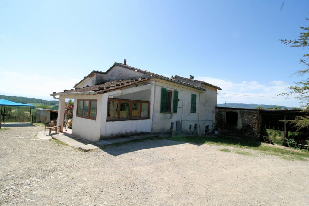 1454-Podere con vista lago per gli amanti dei cavalli-Barberino di Mugello-2 Agenzia Immobiliare ASIP
