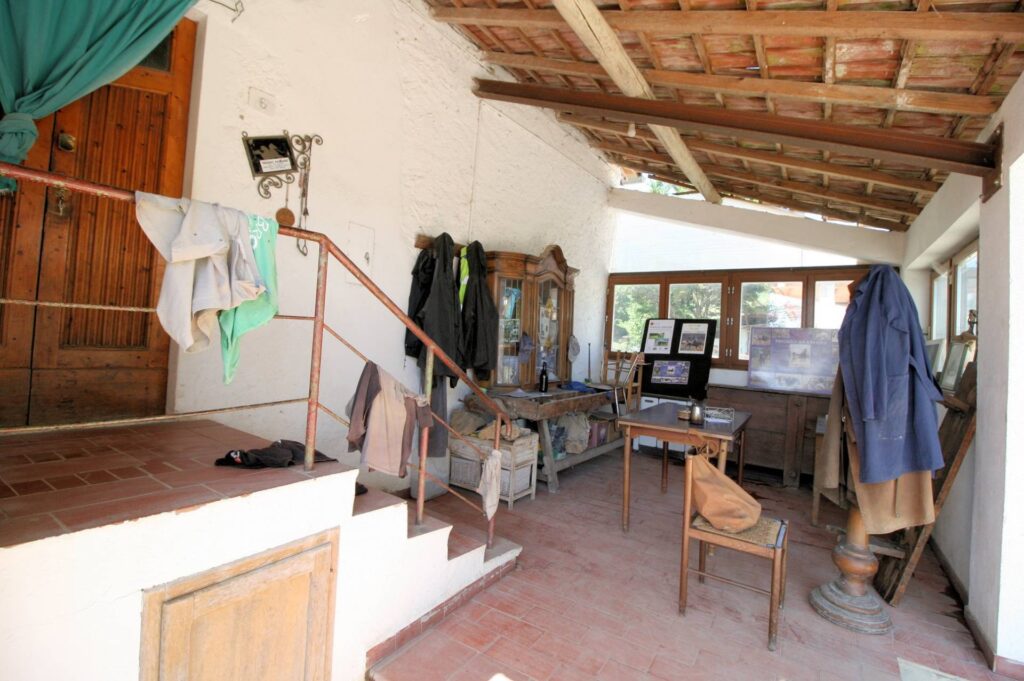 1454-Podere con vista lago per gli amanti dei cavalli-Barberino di Mugello-10 Agenzia Immobiliare ASIP