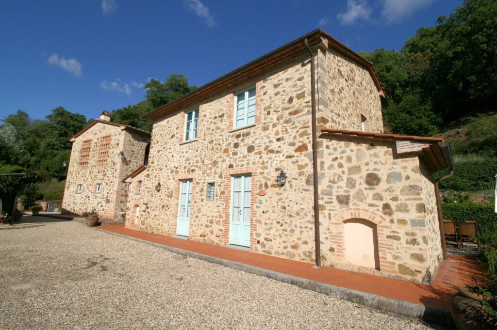 1457-Agriturismo in antico borgo ristrutturato con parco e piscina-Lamporecchio-17 Agenzia Immobiliare ASIP