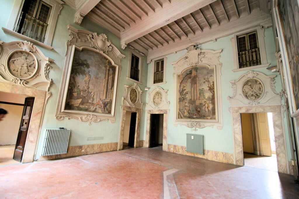 1463-Appartamento di ampia superficie con salone affrescato-Pistoia-3 Agenzia Immobiliare ASIP