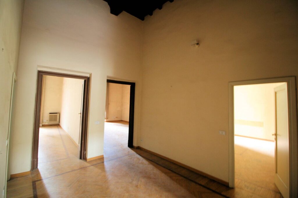 1463-Appartamento di ampia superficie con salone affrescato-Pistoia-12 Agenzia Immobiliare ASIP