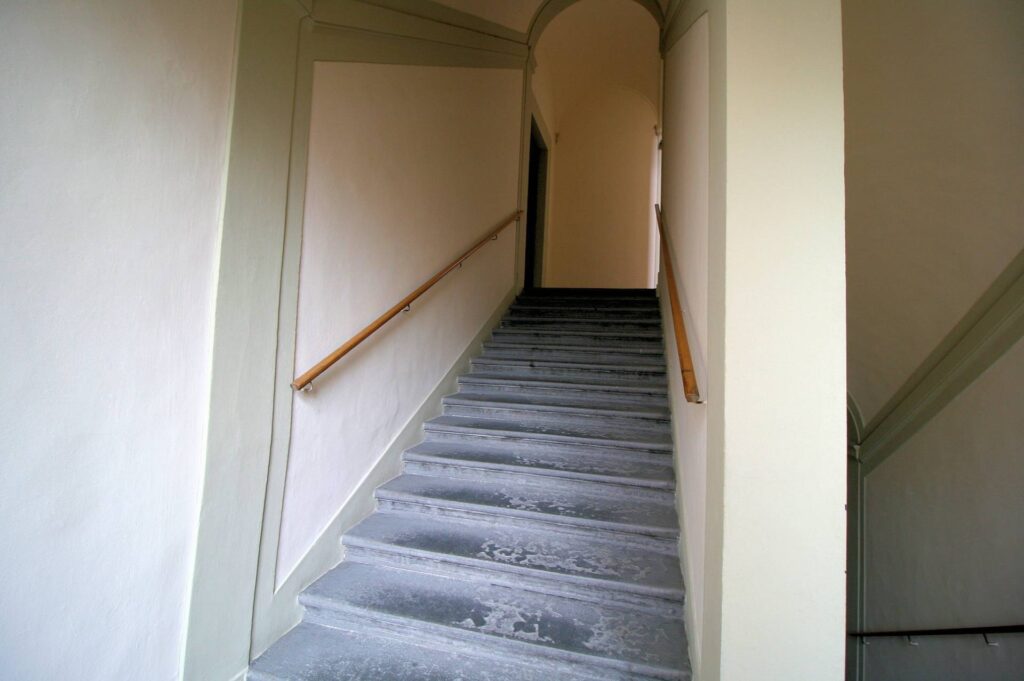 1463-Appartamento di ampia superficie con salone affrescato-Pistoia-19 Agenzia Immobiliare ASIP