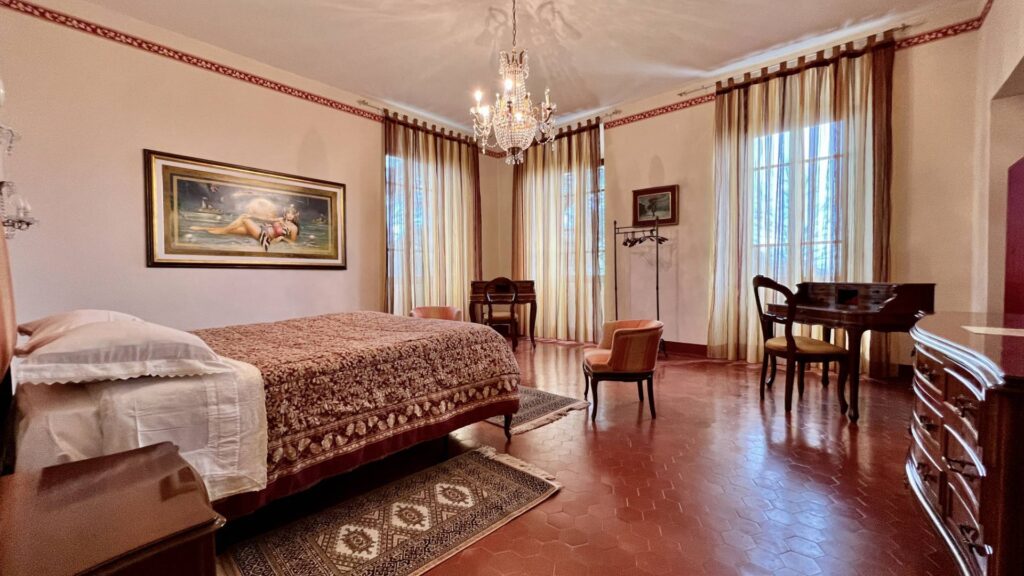 1467-Villa con parco e piscina-Lucca-15 Agenzia Immobiliare ASIP