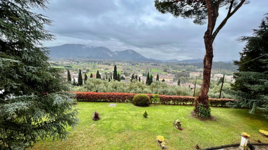 1467-Villa con parco e piscina-Lucca-5 Agenzia Immobiliare ASIP