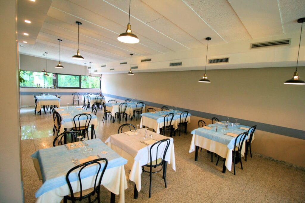 1473-Vendita delle mura e dell'attività di storico ristorante/pizzeria-Massa-13 Agenzia Immobiliare ASIP