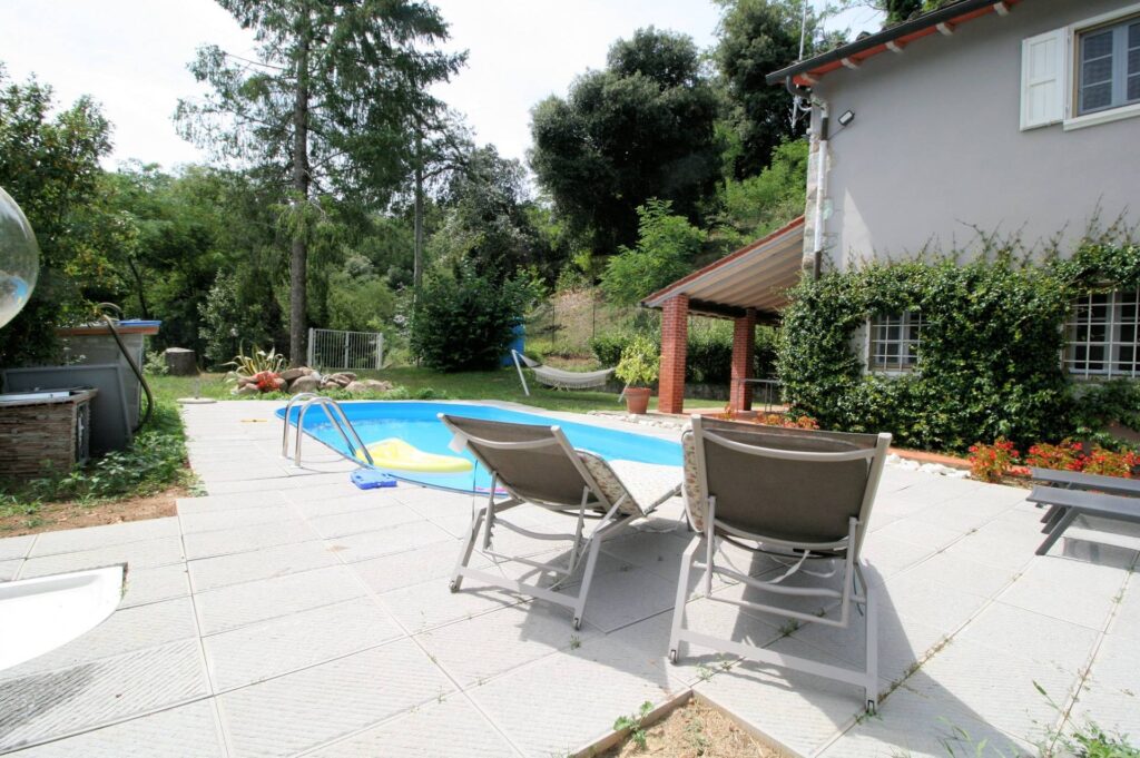 1475-Casale con piscina parco in posizione panoramica-Buggiano-3 Agenzia Immobiliare ASIP