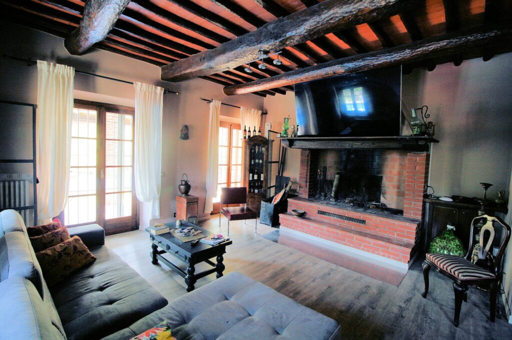1475-Casale con piscina parco in posizione panoramica-Buggiano-8 Agenzia Immobiliare ASIP