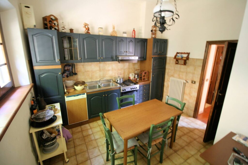 1475-Casale con piscina parco in posizione panoramica-Buggiano-11 Agenzia Immobiliare ASIP