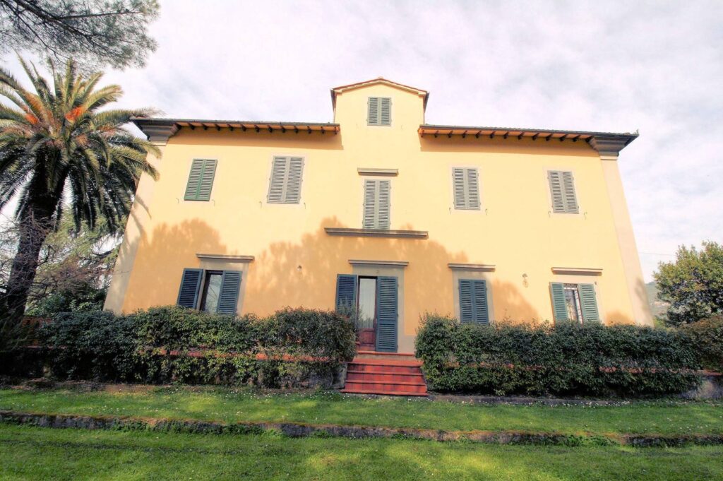 591-Villa di pregio con parco-Uzzano-4 Agenzia Immobiliare ASIP