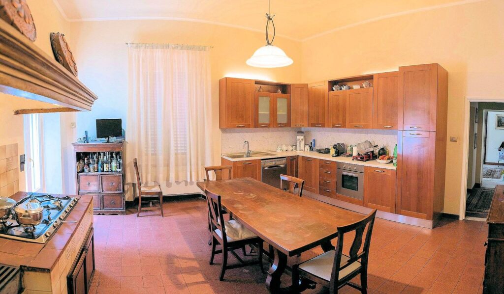 591-Villa di pregio con parco-Uzzano-14 Agenzia Immobiliare ASIP