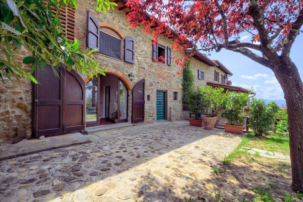 1477-Casale in stile Toscano con parco piscina e dependance in zona panoramica-Reggello-6 Agenzia Immobiliare ASIP