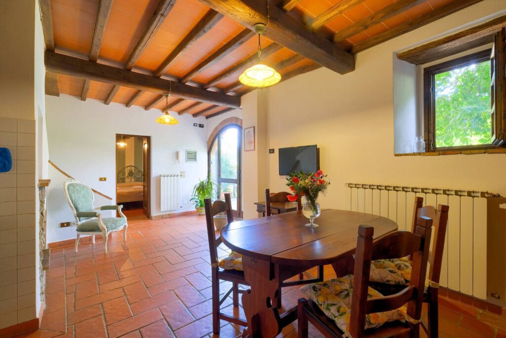 1477-Casale in stile Toscano con parco piscina e dependance in zona panoramica-Reggello-13 Agenzia Immobiliare ASIP