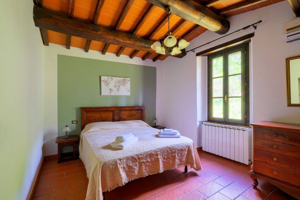 1477-Casale in stile Toscano con parco piscina e dependance in zona panoramica-Reggello-18 Agenzia Immobiliare ASIP