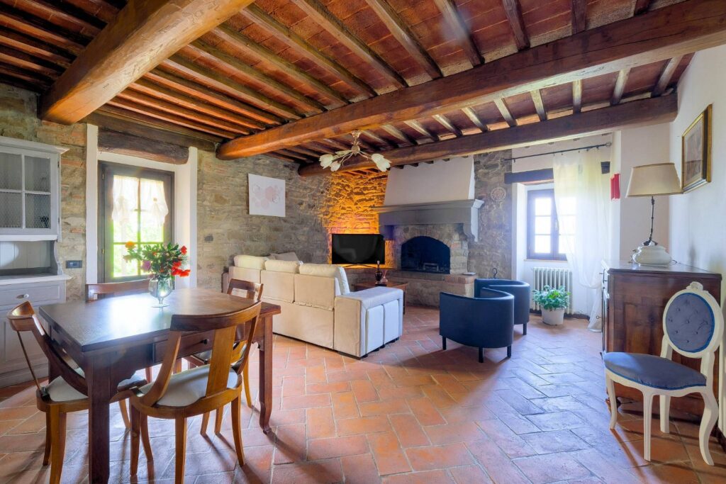 1477-Casale in stile Toscano con parco piscina e dependance in zona panoramica-Reggello-12 Agenzia Immobiliare ASIP