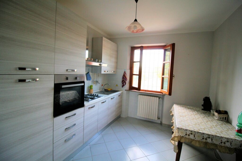 1479-Villetta bifamiliare con due appartamenti e ampio terreno-Altopascio-18 Agenzia Immobiliare ASIP