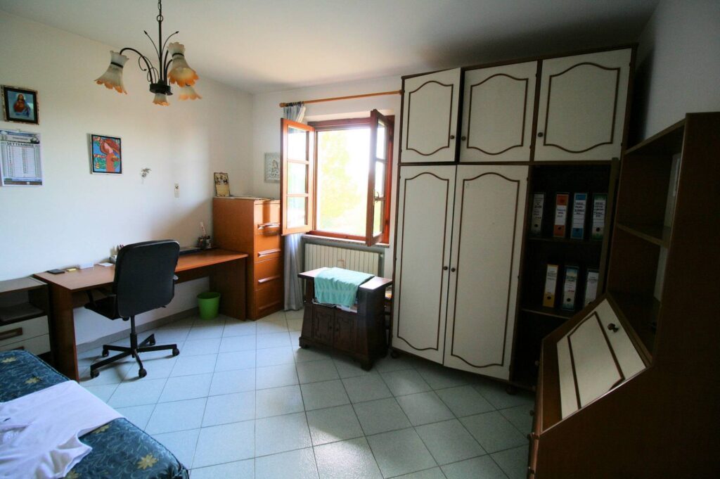 1479-Villetta bifamiliare con due appartamenti e ampio terreno-Altopascio-14 Agenzia Immobiliare ASIP