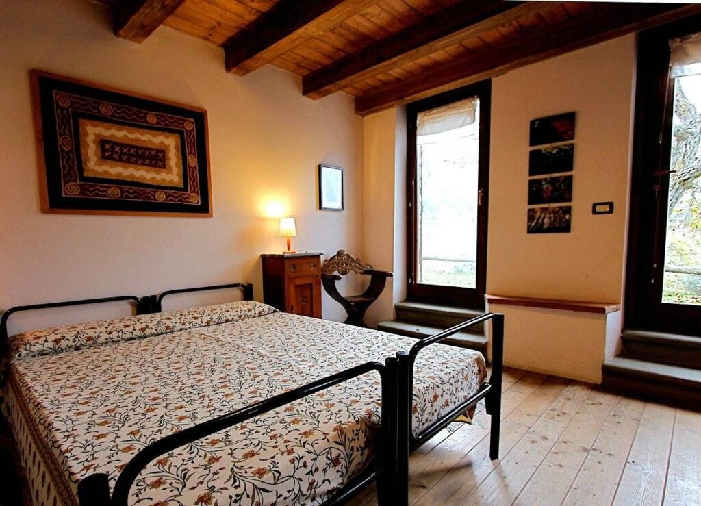 1480-Podere in posizione panoramica con attività agrituristica con ampio terreno-Pratovecchio Stia-18 Agenzia Immobiliare ASIP