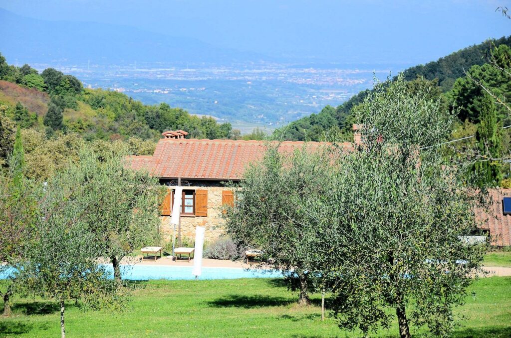 1330-Casale in stile Toscano con parco piscina e dependance in zona panoramica-Chianni-6 Agenzia Immobiliare ASIP
