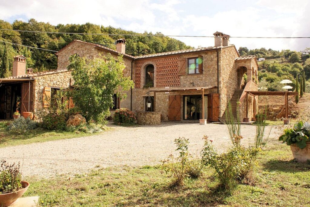 1330-Casale in stile Toscano con parco piscina e dependance in zona panoramica-Chianni-3 Agenzia Immobiliare ASIP