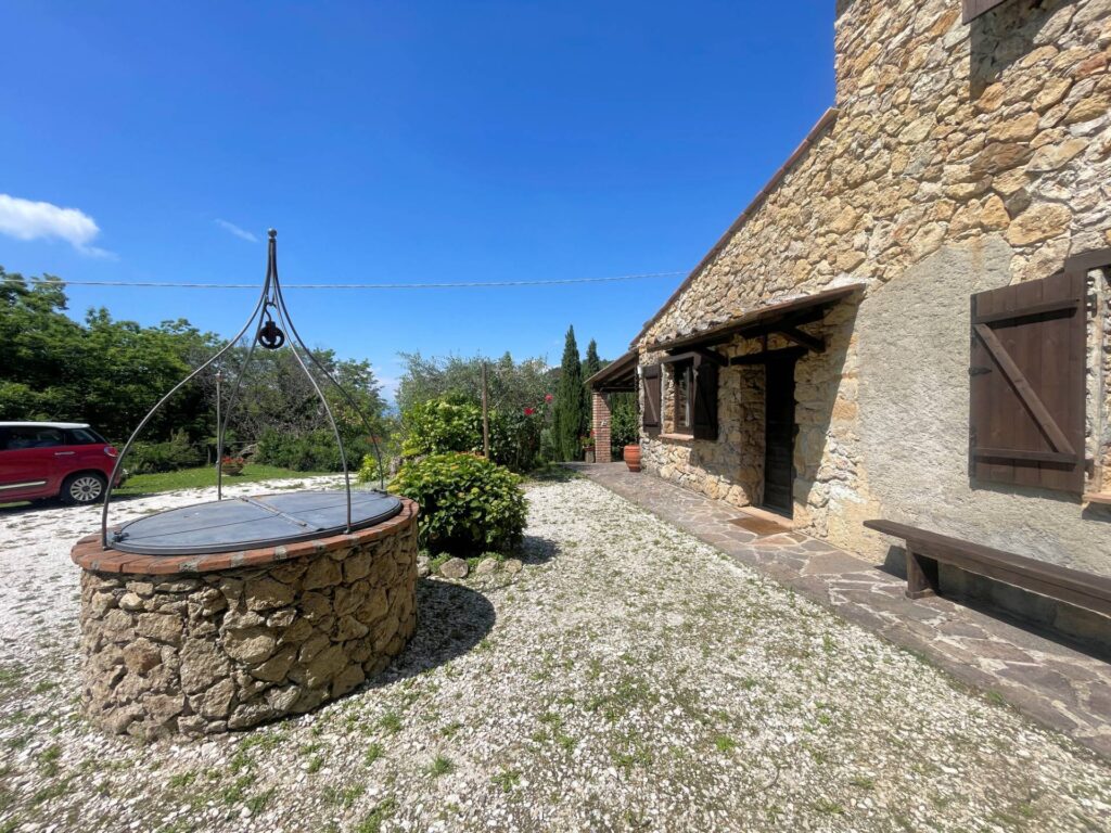 1330-Casale in stile Toscano con parco piscina e dependance in zona panoramica-Chianni-10 Agenzia Immobiliare ASIP