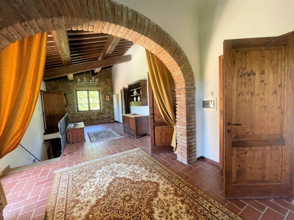 1330-Casale in stile Toscano con parco piscina e dependance in zona panoramica-Chianni-18 Agenzia Immobiliare ASIP