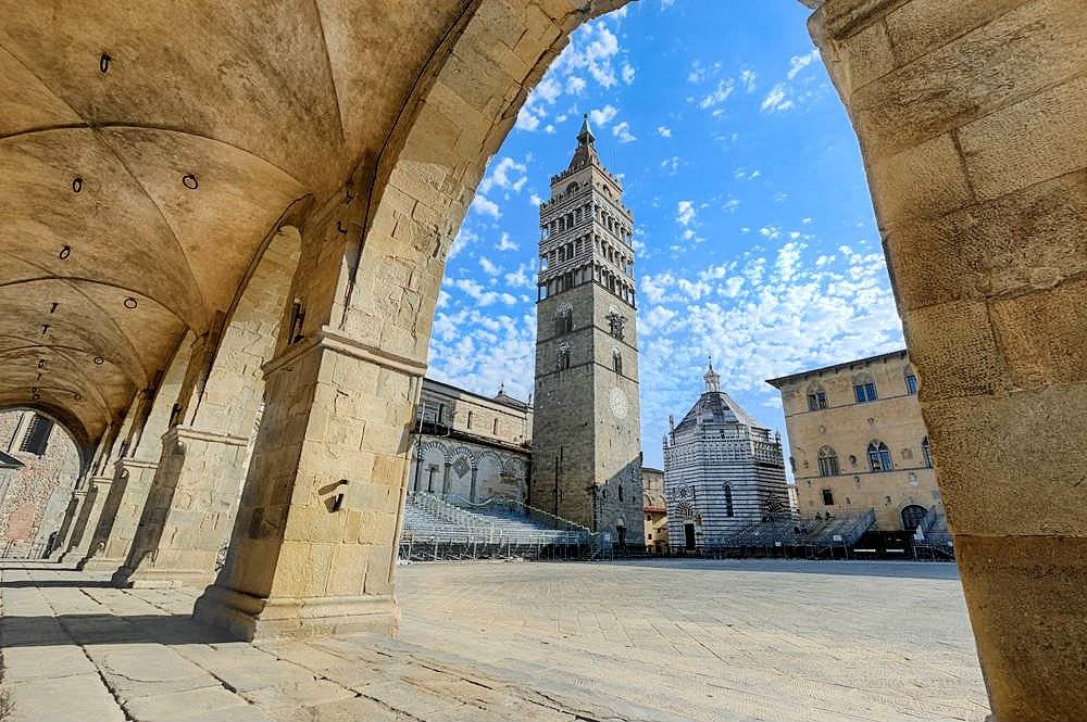 1482-Terratetto di ampia superficie con grande terrazza  in centro storico-Pistoia-4 Agenzia Immobiliare ASIP