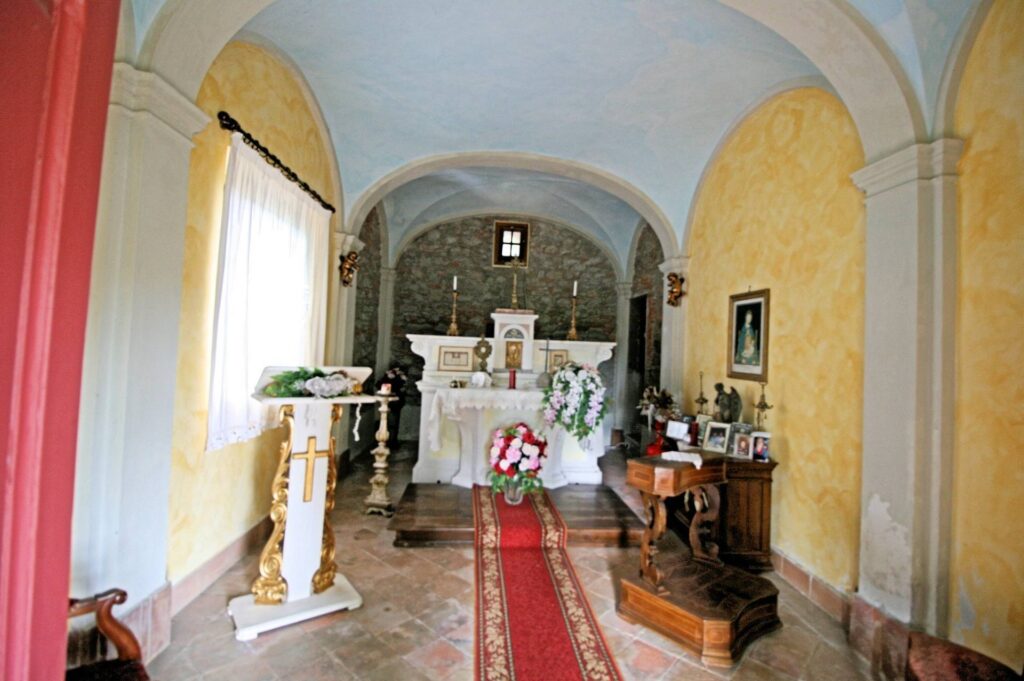 1483-Villa di assoluto pregio con dependance parco e piscina in posizione panoramica-Uzzano-8 Agenzia Immobiliare ASIP