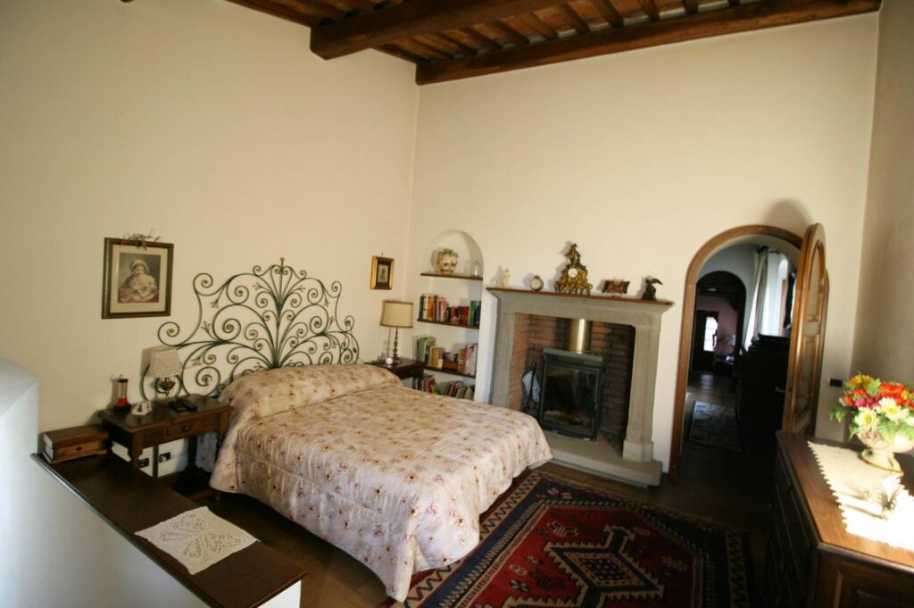 1483-Villa di assoluto pregio con dependance parco e piscina in posizione panoramica-Uzzano-15 Agenzia Immobiliare ASIP