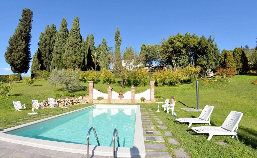 1483-Villa di assoluto pregio con dependance parco e piscina in posizione panoramica-Uzzano-2 Agenzia Immobiliare ASIP