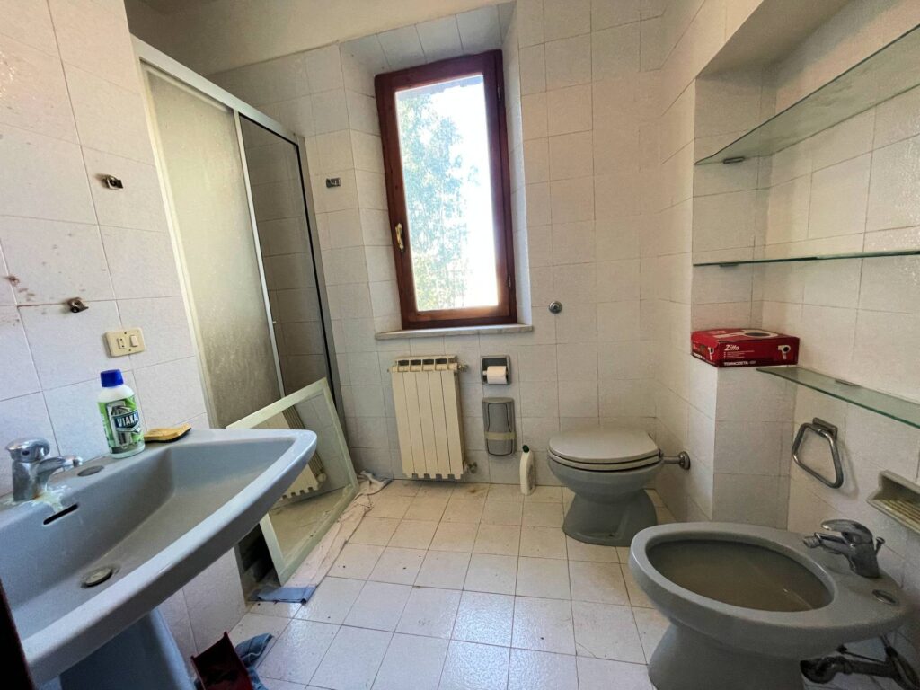 784-Villa di ampia superficie con giardino-Capannoli-20 Agenzia Immobiliare ASIP