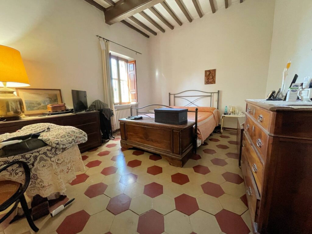 784-Villa di ampia superficie con giardino-Capannoli-4 Agenzia Immobiliare ASIP